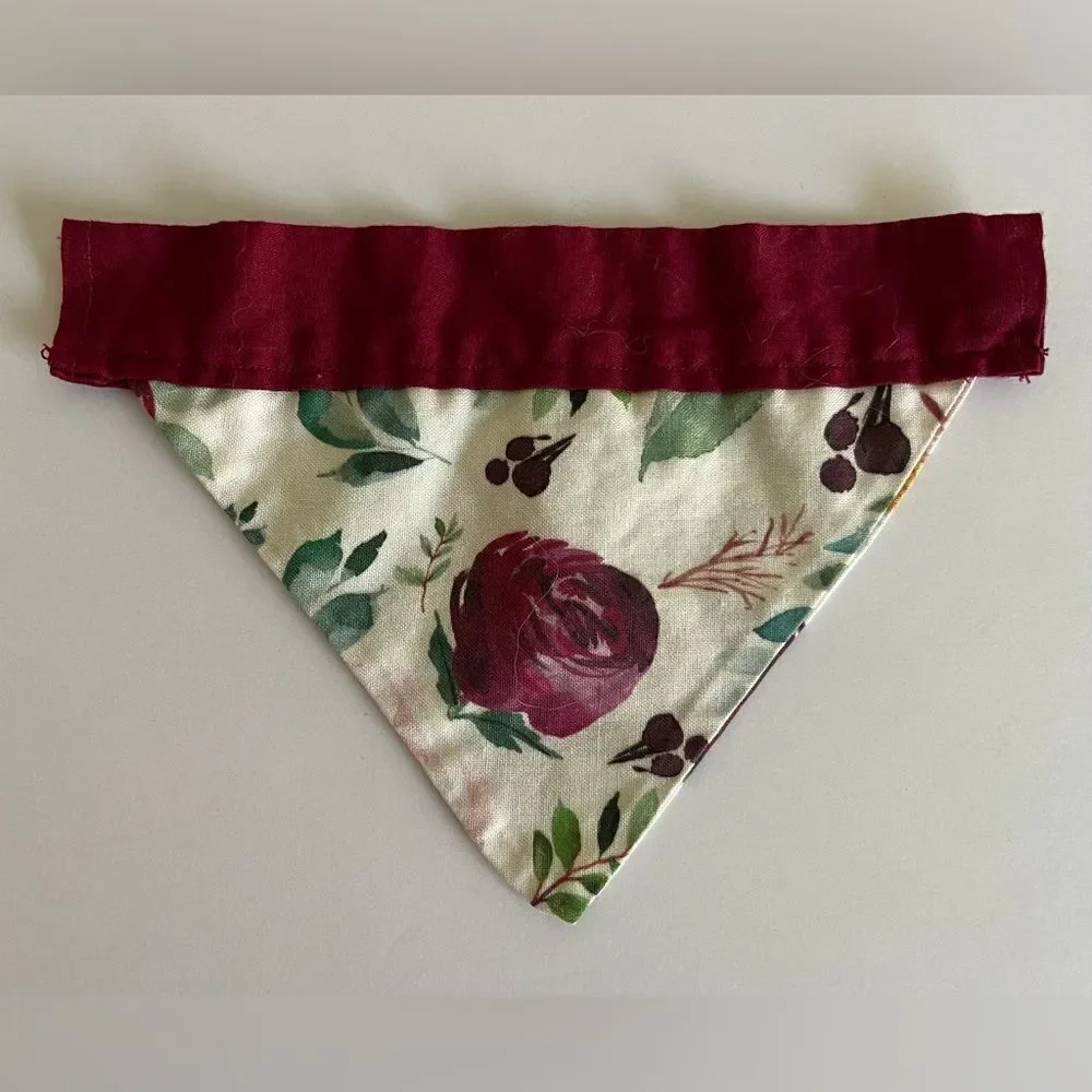 Good used condition. 6 dog bandanas with slit for collar for small dogs.
